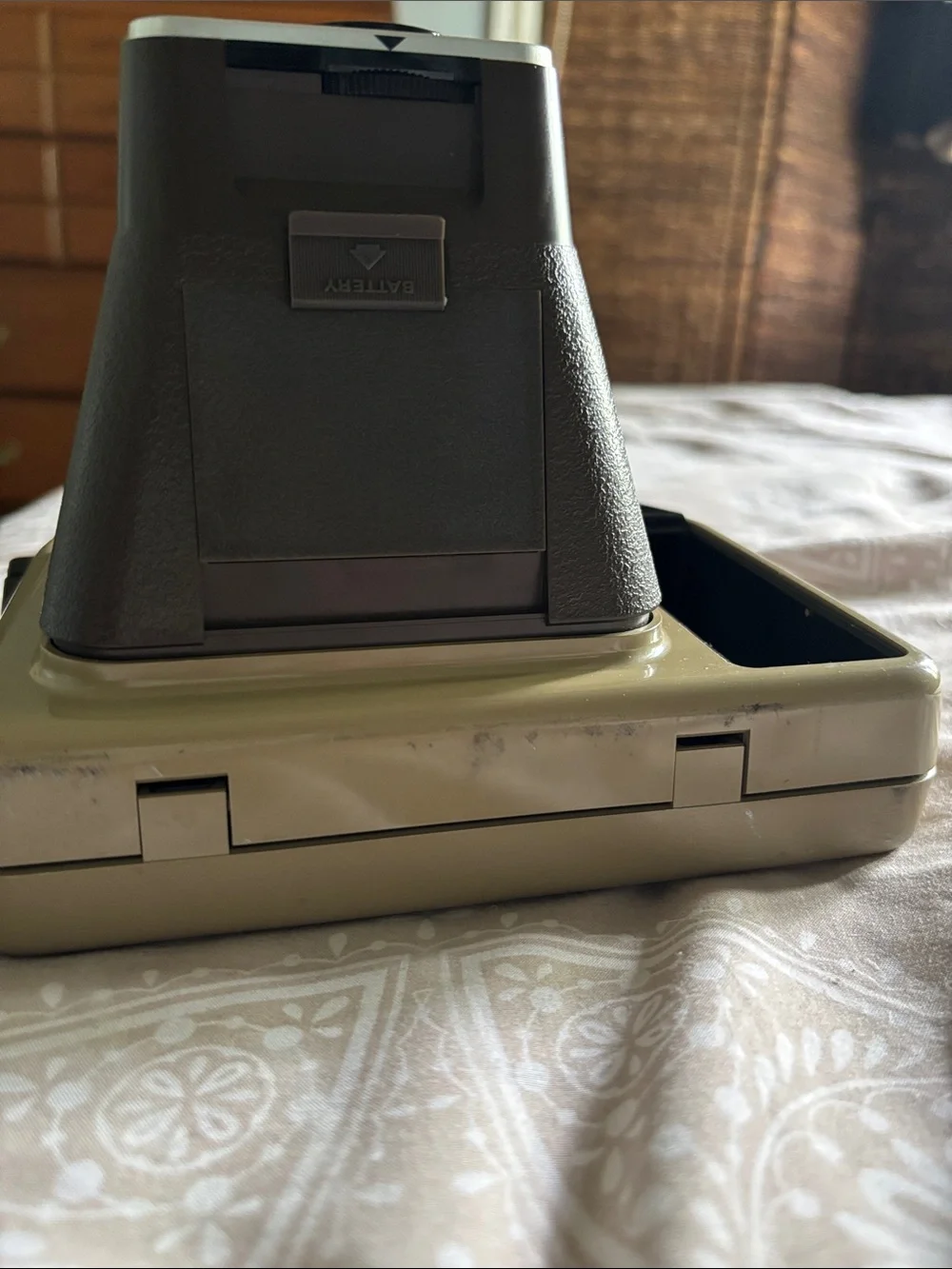 Kodak Pleaser Instant Camera in Orange and Cream